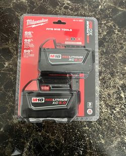 Battery Milwaukee 5 Ah New $120  Price Firm 