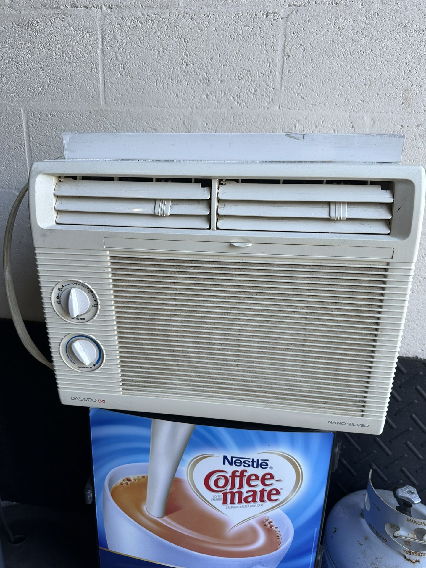 Window AC unit