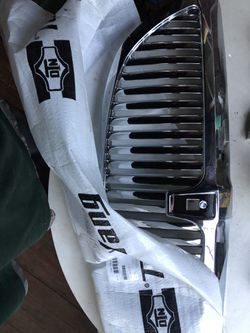 2003-11 Lincoln town car grill