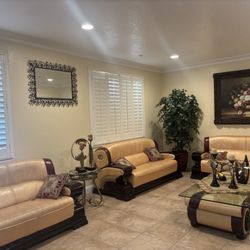 Living Room Set For Sale $500