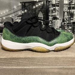 Jordan 11 Low “Green Snakeskin”