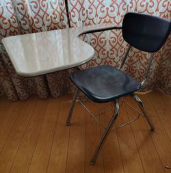 Chair desk for student