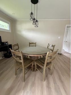 Blanca Round Whitewash Wood Dining Table