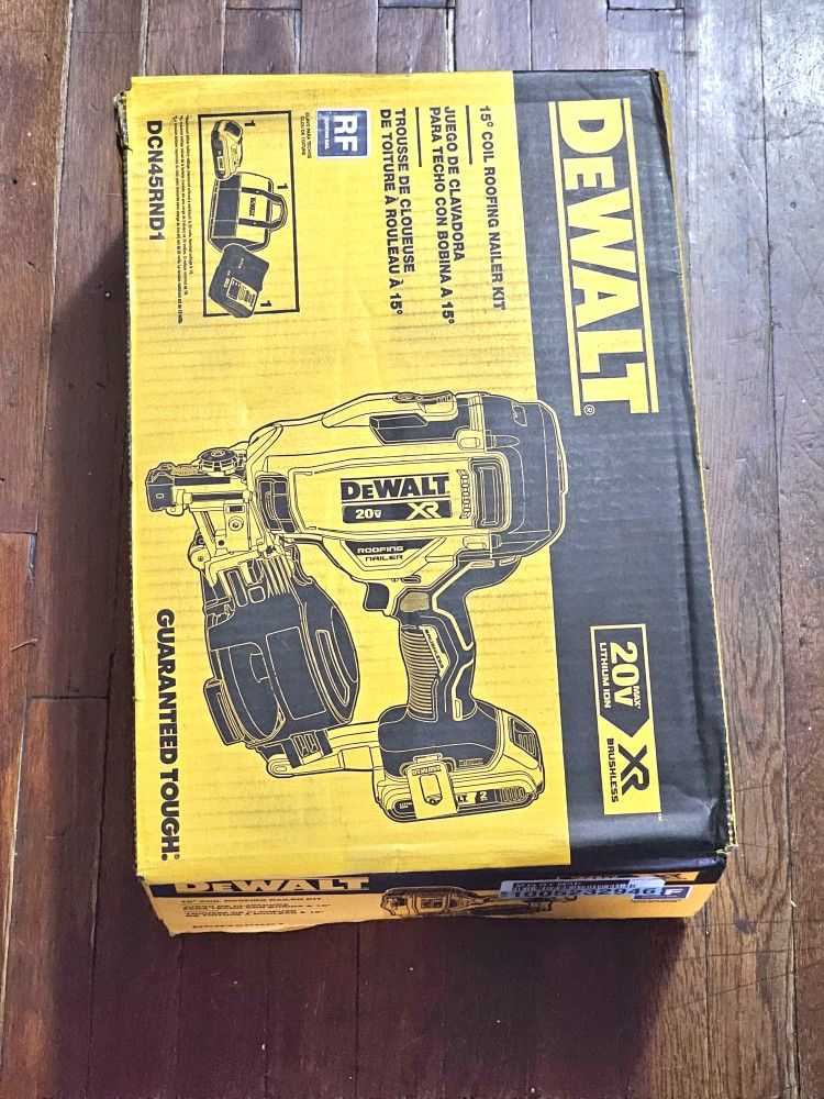 Dewalt 20V MAX Lithium-Ion 15-Degree Electric Cordless Roofing Nailer Kit with 2.0Ah Battery Charger and Bag Brand New