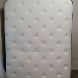 Full Size Mattress and Box