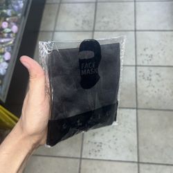 Black facemask covering