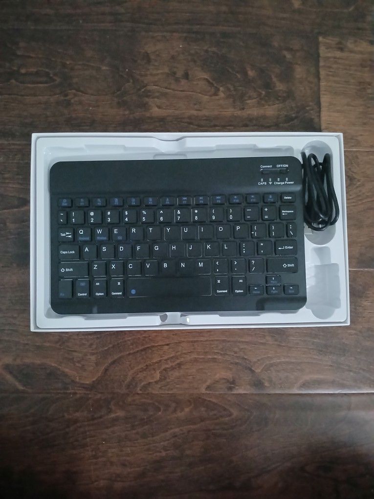 Tablet Keyboard With Cord
