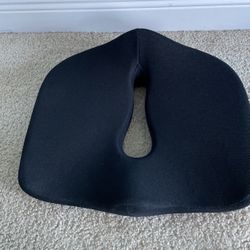 Naipo  Memory Foam Seat Cushion /raiser