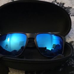 Authentic OAKLEY HOLBROOK XL 