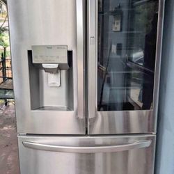 Instaview Door in Door LG Refrigerator 