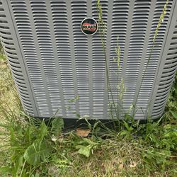 Ruud Ac Unit / Condenser 