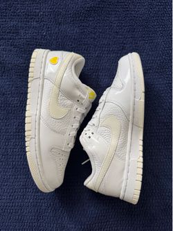 Women’s Nike dunk low size 6