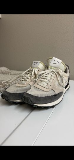 Nike size 9 mesh runners