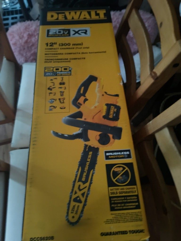 DeWalt 12 Inch Chainsaw 20V