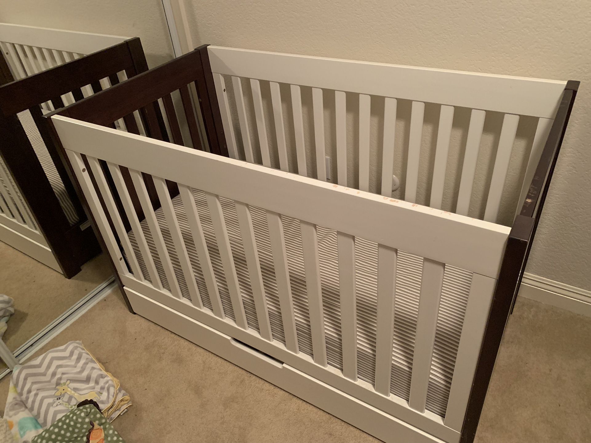 MDB Crib Set