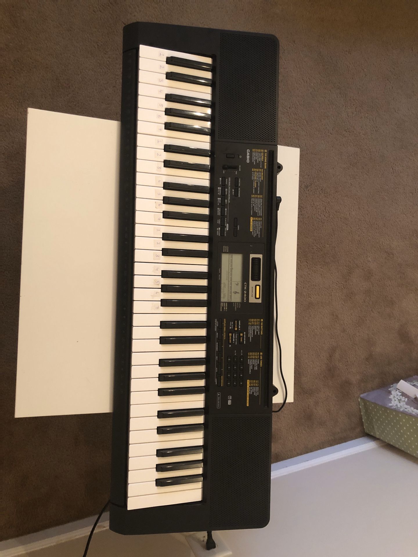 Piano keyboard Casio CTK-2400