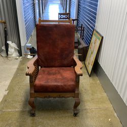 Vintage Lounge Chair With Wheels 