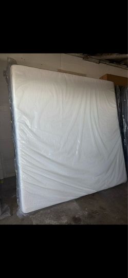 King 8inch mattress only new