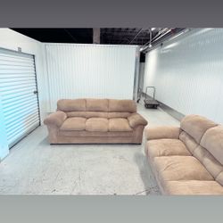 Comfy Beige Sofa Set 