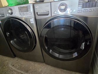 Lg Front Load Washer And Dryer Electric Set With Steam In Both Warranty Financing True Snap If You Qualify
