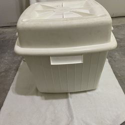 Storage Container (with Lid)