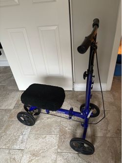 Knee scooter