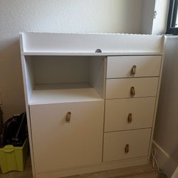Baby Changing Table/ Toy Storage 