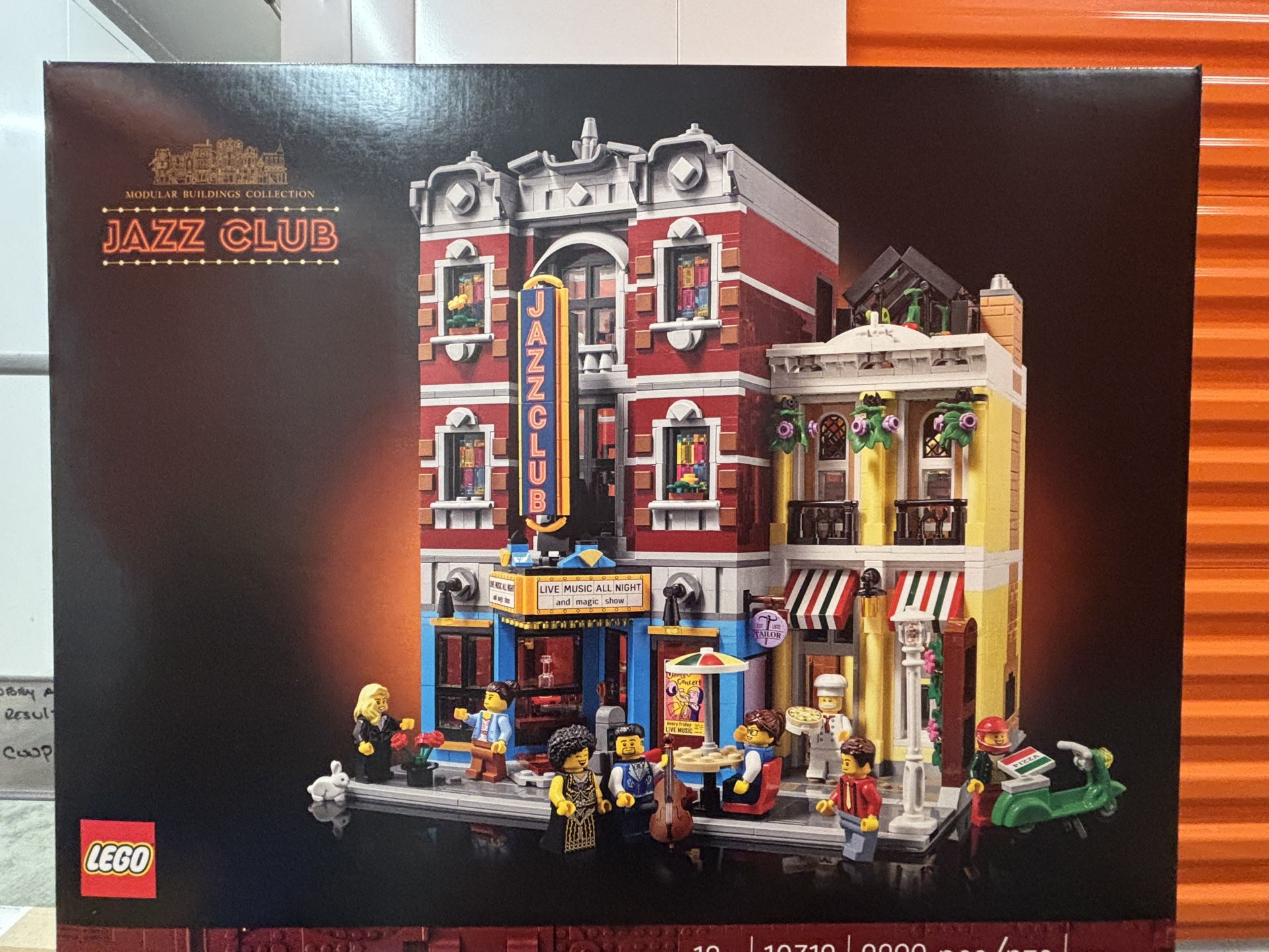 Legos The Jazz House 10312 Brand New Complete!