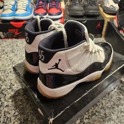 Air Jordan 11 Concord Size 9
