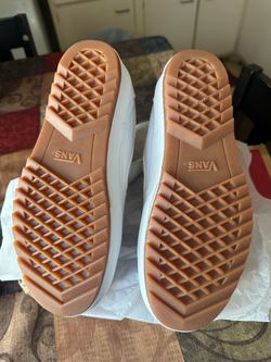 Womens Vans 8.5 High Tops