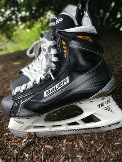 Bauer Supreme Total One MX3 Senior Ice Hockey Skates *like new* size 9