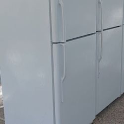 GE  REFRIGERATORS 