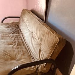 Excellent and comfortable sofa futon