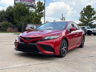 2022 Toyota Camry SE Red Sedan