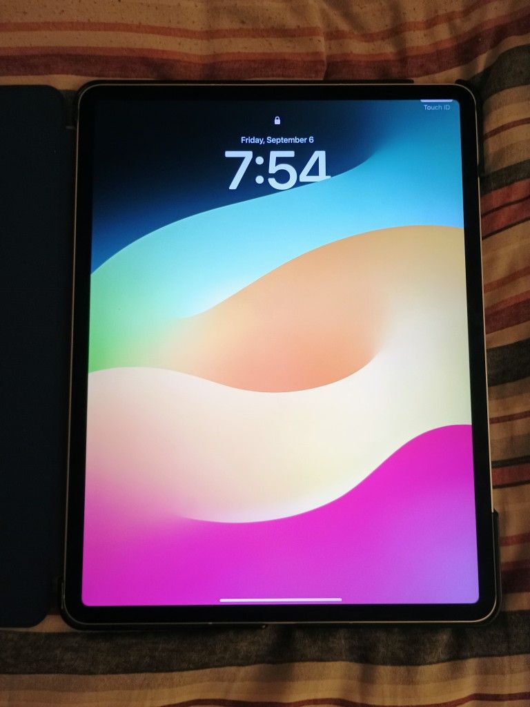 iPad Air 13 inch 128GB M2 2024 Wifi + Cellular (5G)