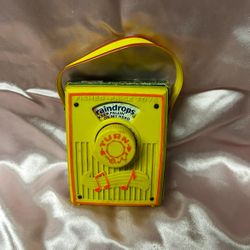 Fisher Price Vintage Music Box Pocket Radio 