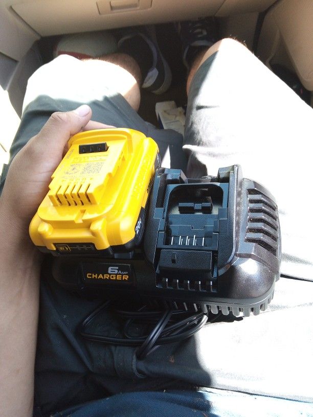 DeWalt Battery And Charger Knew No Box