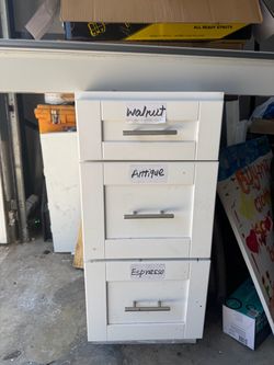 Bathroom cabinet