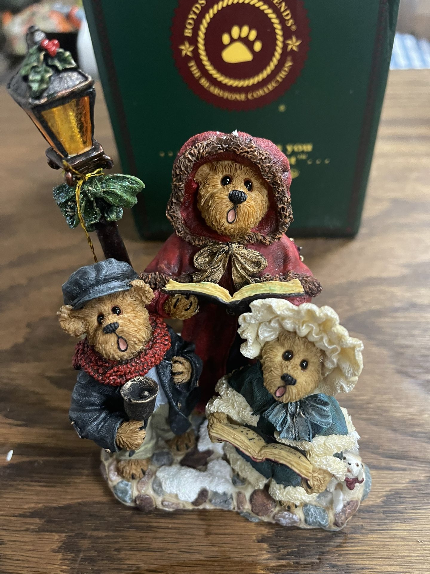 Boyds Bear Victoria With Stewart