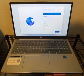 HP Laptop 15-fd0133wm