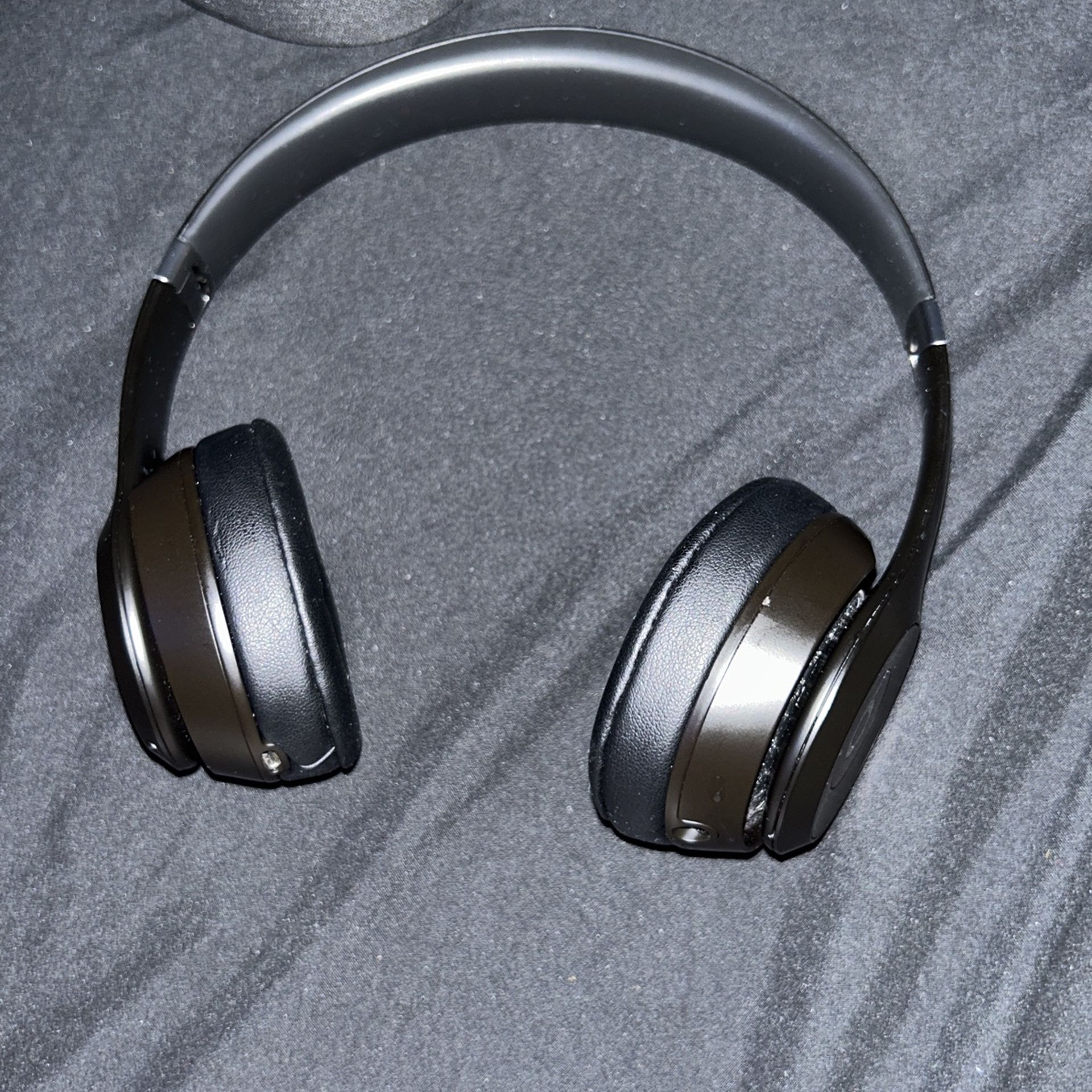 Beats Solo 4 On-ear Wireless Headphones