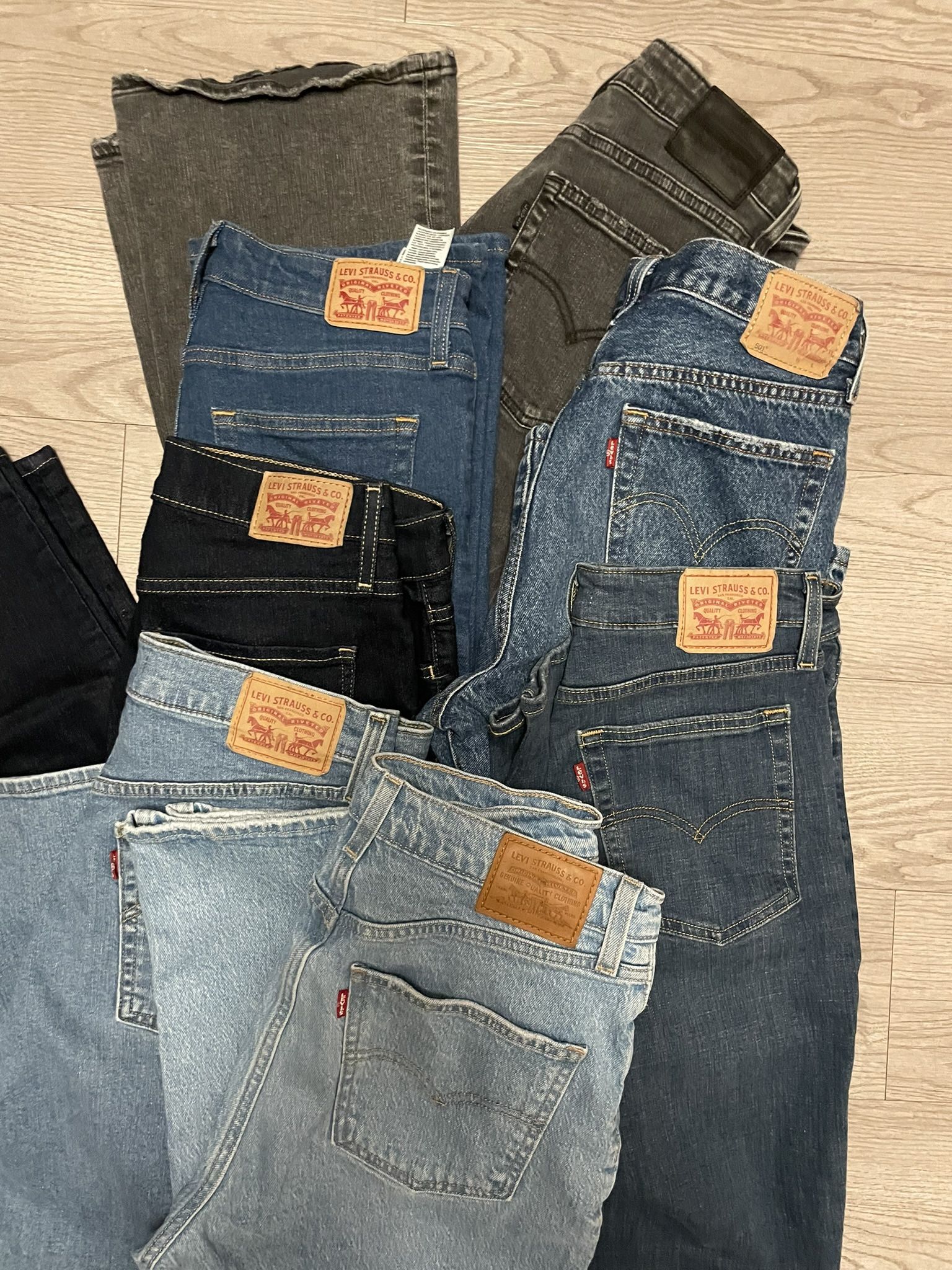 Woman’s Levi’s Jeans