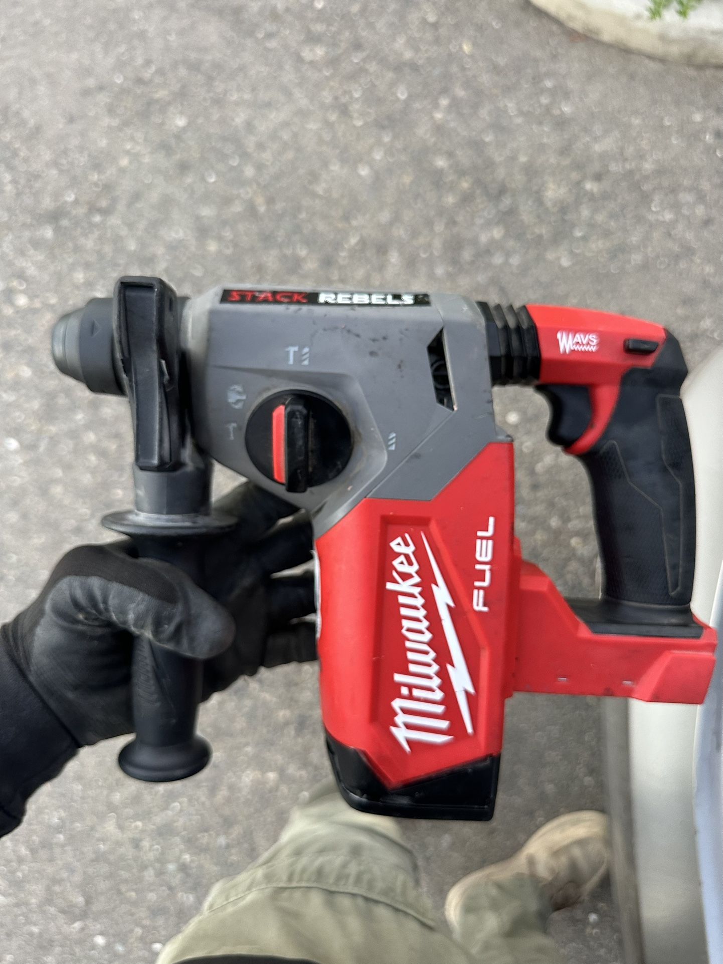 Milwaukee Rotor Hammer 1”