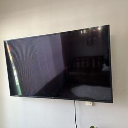 LG TV 55”