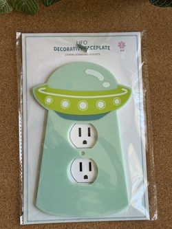 Boys Room Outlet Cover, UFO Outlet Cover
