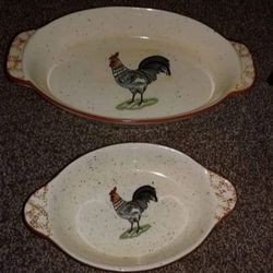 Set Of 2 Beautiful Rooster Bakers