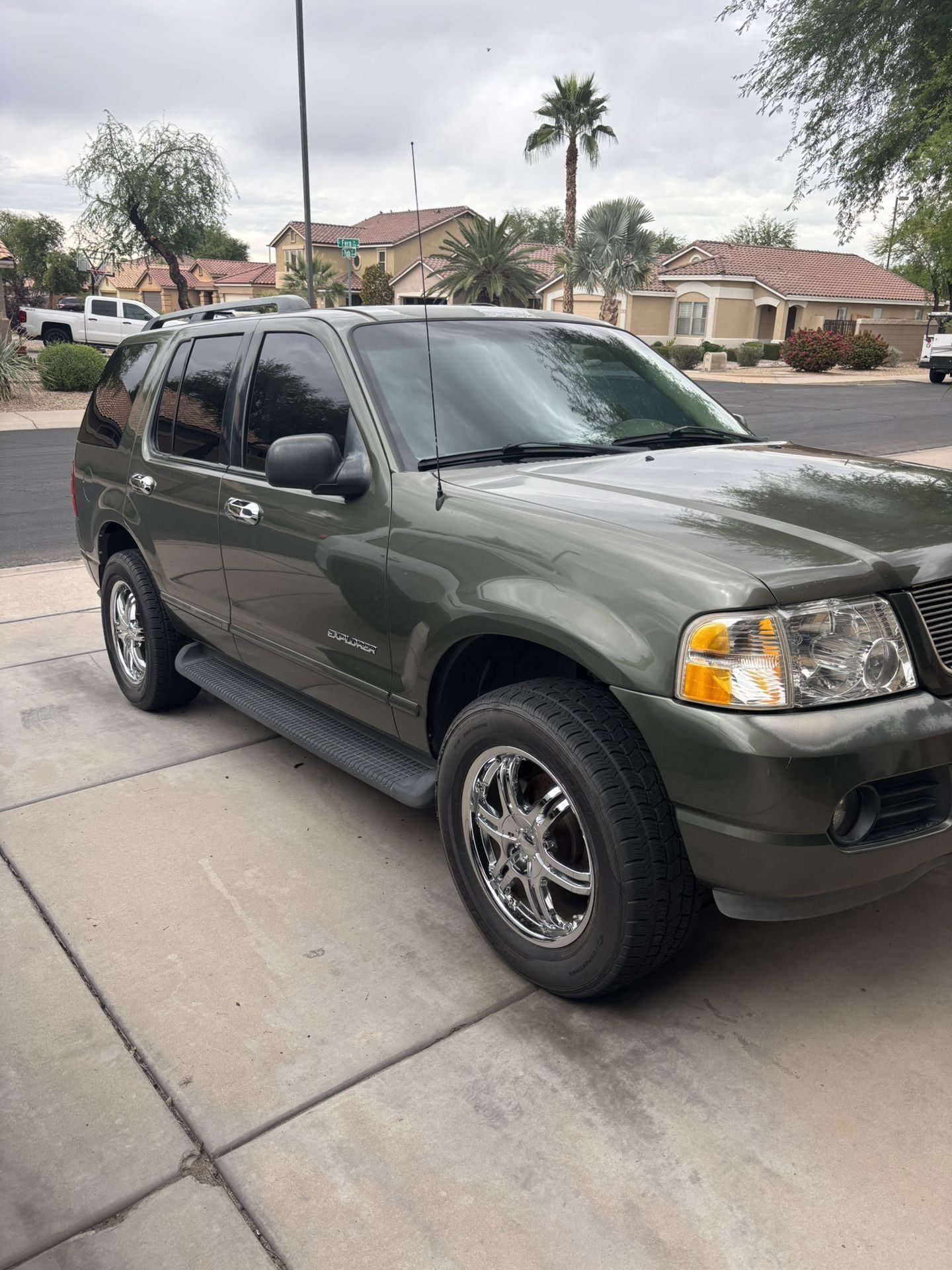 2004 Ford Explorer