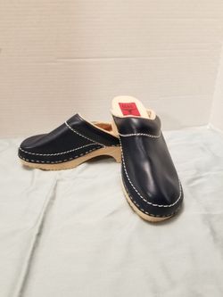 NEW Clogs From Holland Netherlands Size 38