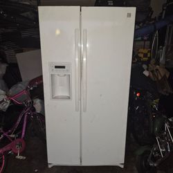 Kenmore Refrigerator