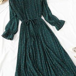 Green Ruffle Long Sleeve Women's Dress Size M Medium 
